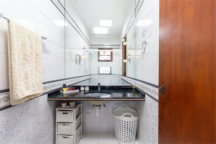 Casa à venda com 3 suítes no condomínio Da Serra, São Paulo - SP
