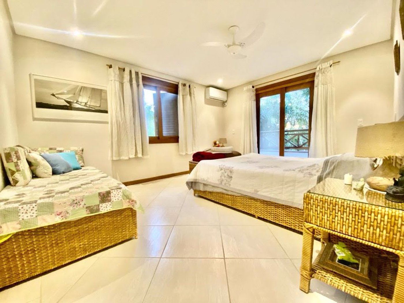 Casa Residencial à venda, ,  - CA0142.