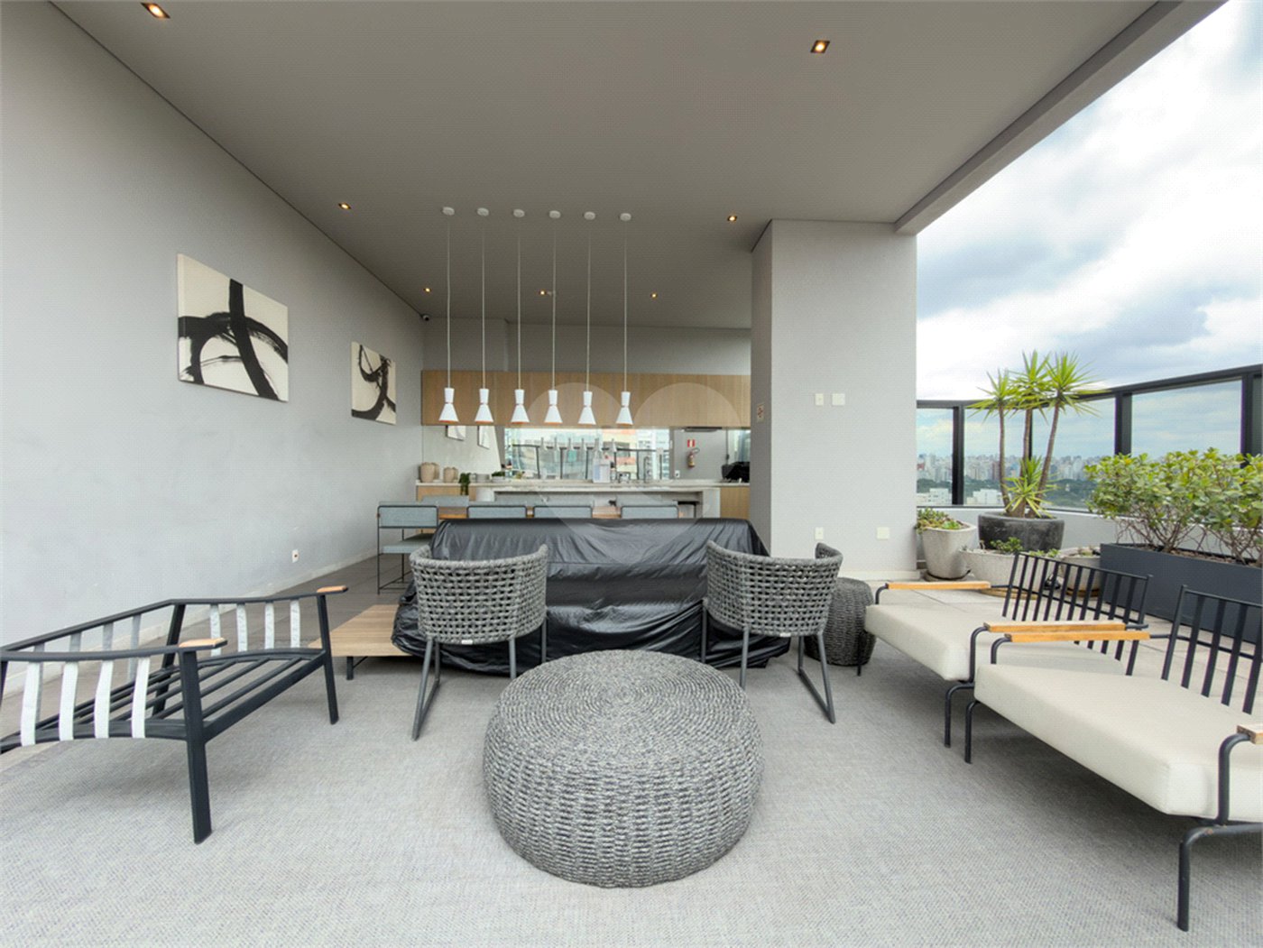 Apartamento à venda com 3 suítes em Pinheiros, São Paulo, SP