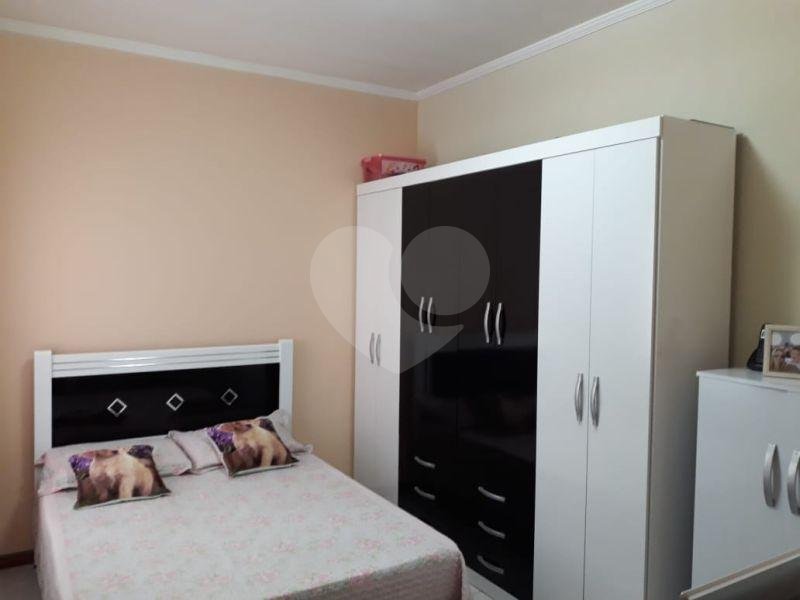 Sobrado à venda com 3 quartos, sendo 1 suíte,  em Chácara Jafet, Mogi das Cruzes, SP
