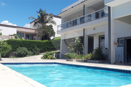 Casa à venda com 3 quartos, sendo 1 suíte, em Jardim Estância Brasil, Atibaia, SP