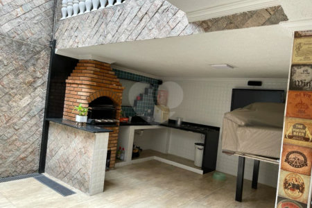 Casa à venda com 3 quartos, sendo 1 suíte, em Parque Vitória, São Paulo, SP
