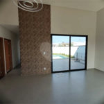 Casa à venda com 3 suítes no condomínio Terras do Vale, Caçapava - SP