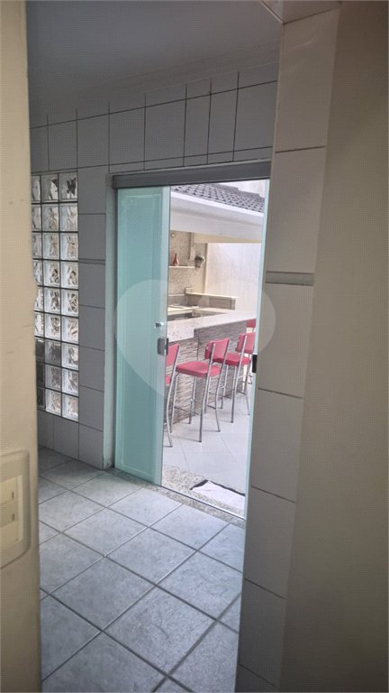 Sobrado à venda com 3 quartos, sendo 1 suíte, em Tremembé, São Paulo, SP