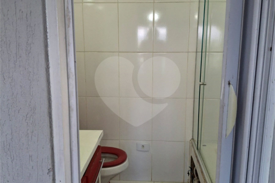Casa à venda ou para alugar com 3 quartos, sendo 2 suítes, no condomínio Jardim da Montanha I, Mairiporã - SP