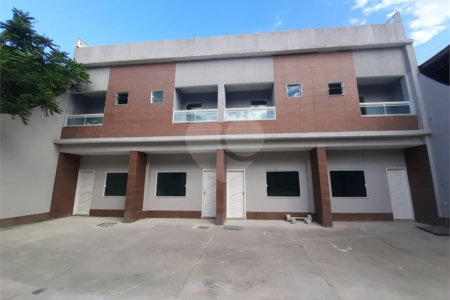 Casa à venda com 2 suítes no condomínio Residencial Marlene Correia, Rio de Janeiro - RJ
