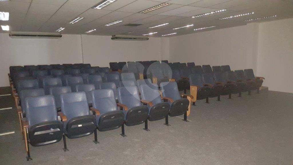 Prédio à venda em Santana, São Paulo, SP