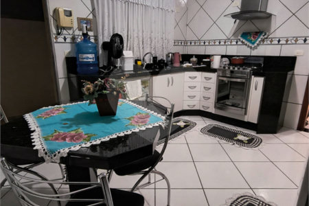 Casa à venda com 4 quartos, sendo 2 suítes, em Residencial Monte Verde, Indaiatuba, SP