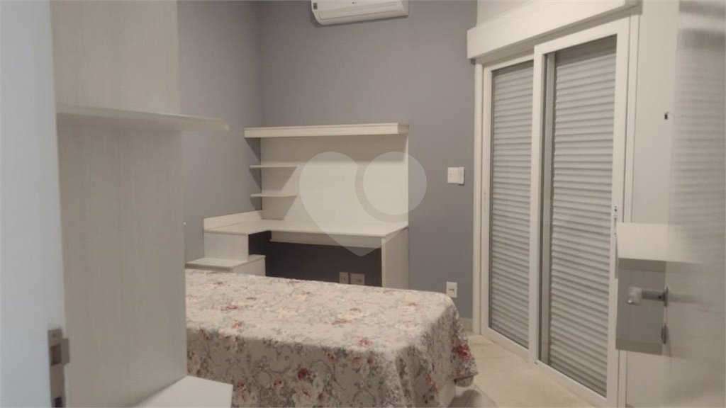 Casa à venda com 3 quartos, sendo 1 suíte, no condomínio Residencial Bouganville, Araraquara - SP
