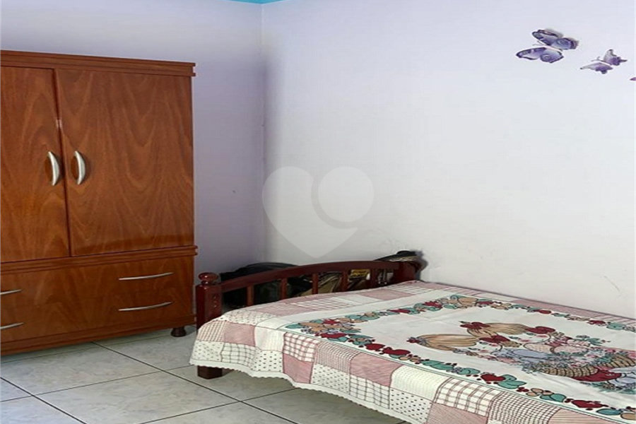 Sobrado à venda com 4 quartos, sendo 1 suíte, em São Miguel Paulista, São Paulo, SP