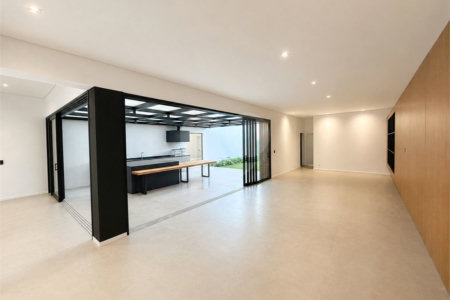 Casa à venda com 4 suítes no condomínio Terras de Santa Tereza, Itupeva - SP