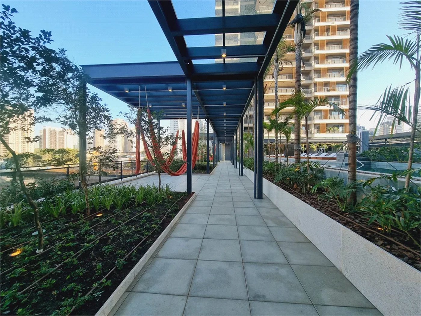 Apartamento à venda ou para alugar com 3 quartos, sendo 1 suíte,  em Jardim das Acácias, São Paulo, SP