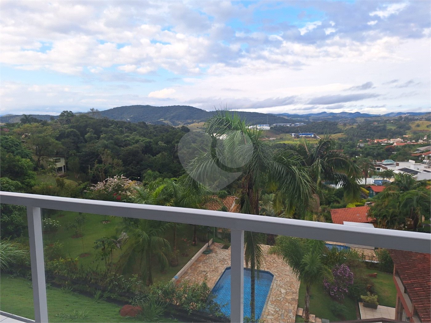 Casa em condomínio à venda com 3 suítes no Centro, Bom Jesus dos Perdões, SP