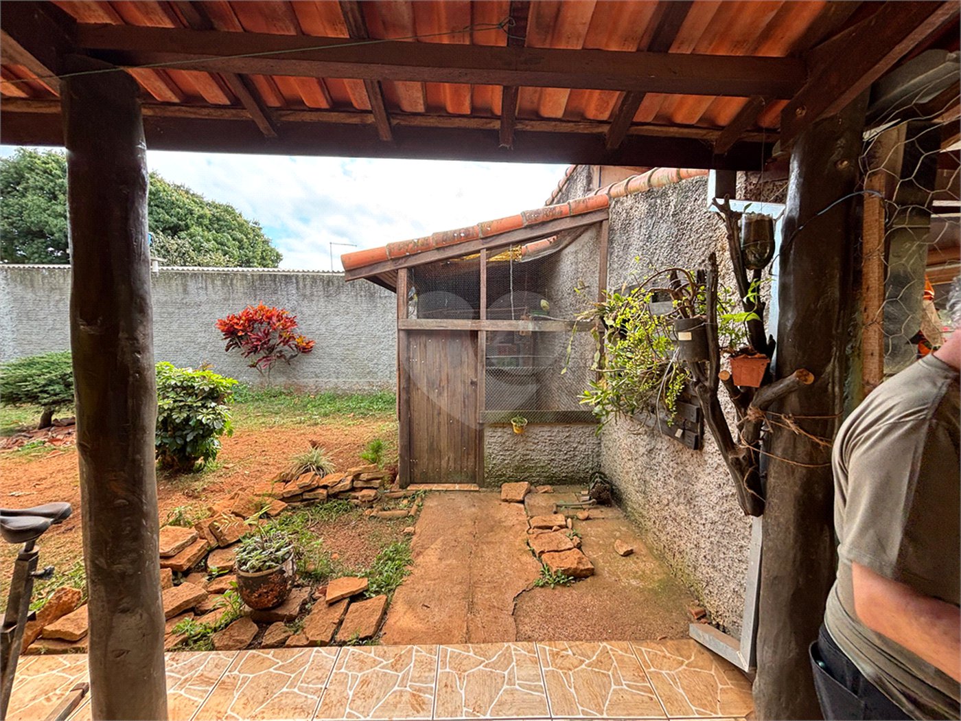 Chácara à venda com 3 quartos em Vila Sottemo, Itapetininga, SP