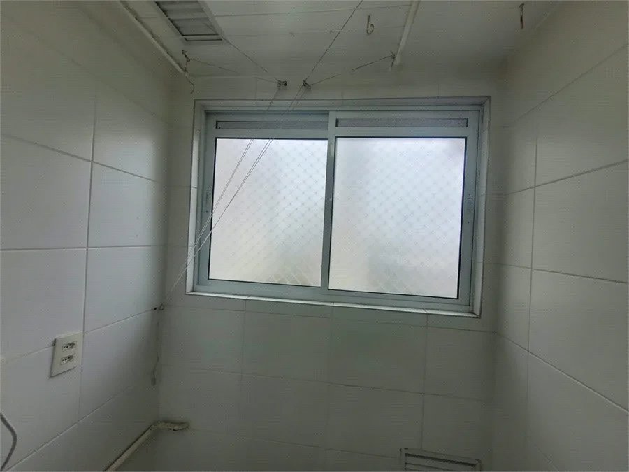 Apartamento à venda com 2 quartos em Vila Anastácio, São Paulo, SP