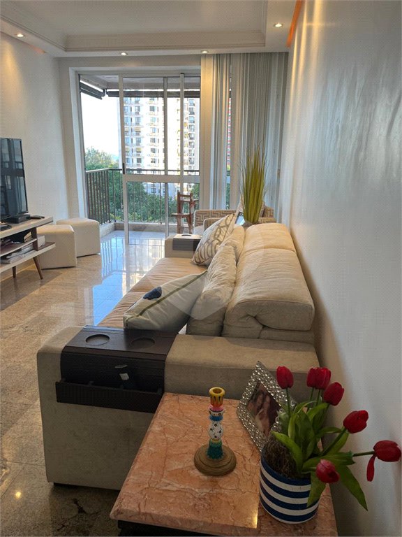 Apartamento à venda com 2 quartos, sendo 1 suíte, em Barra da Tijuca, Rio de Janeiro, RJ