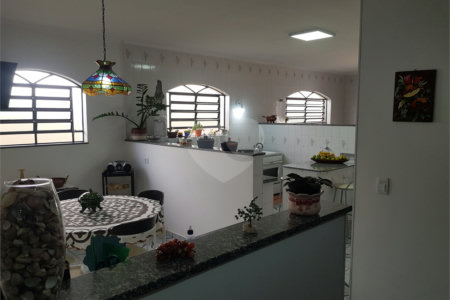Casa à venda com 3 quartos, sendo 2 suítes, em Jardim Campo Grande, São Paulo, SP