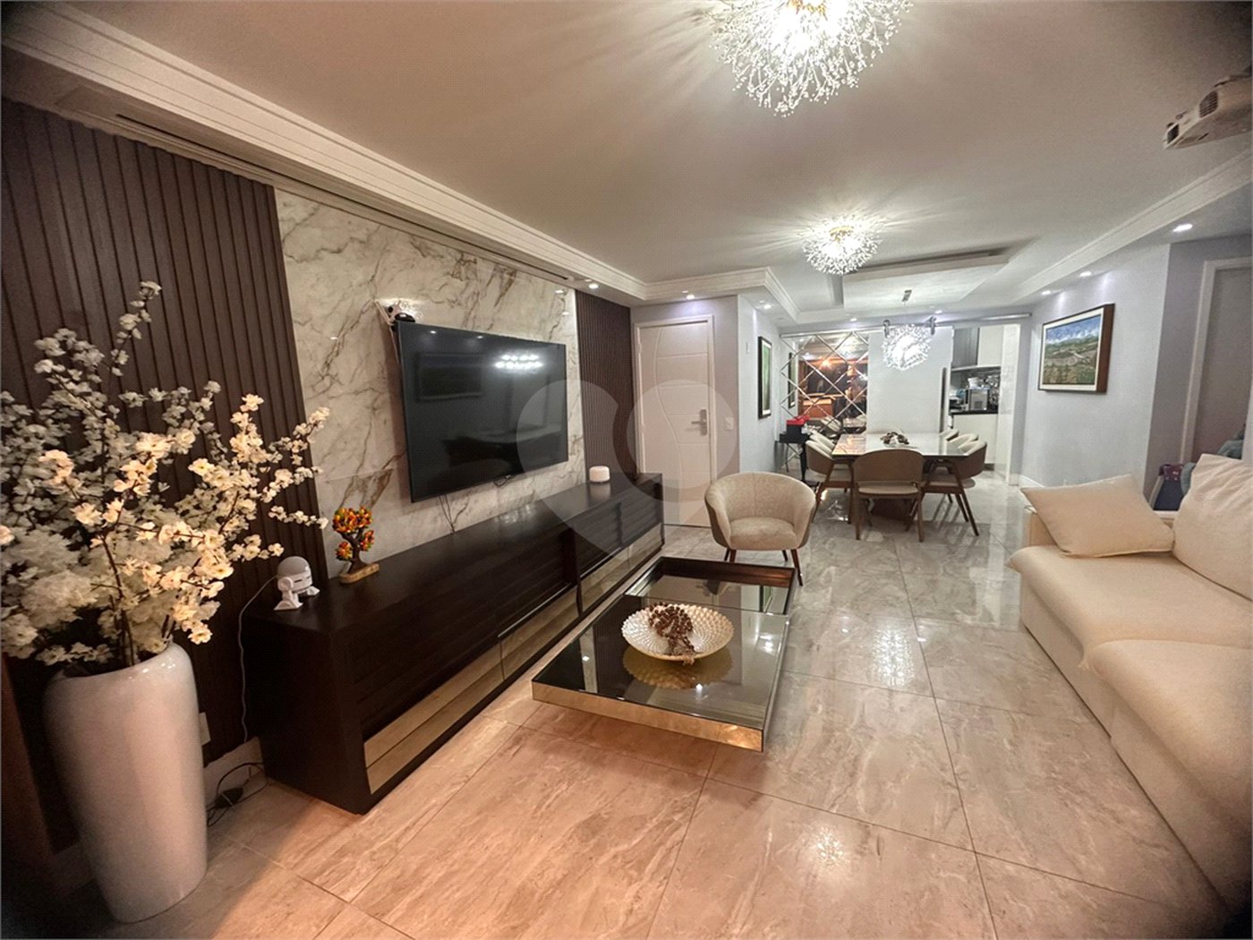 Apartamento à venda com 4 quartos, sendo 3 suítes, em Paraíso do Morumbi, São Paulo, SP