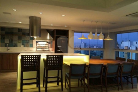 Apartamento à venda com 3 suítes em Vila Gomes Cardim, São Paulo, SP
