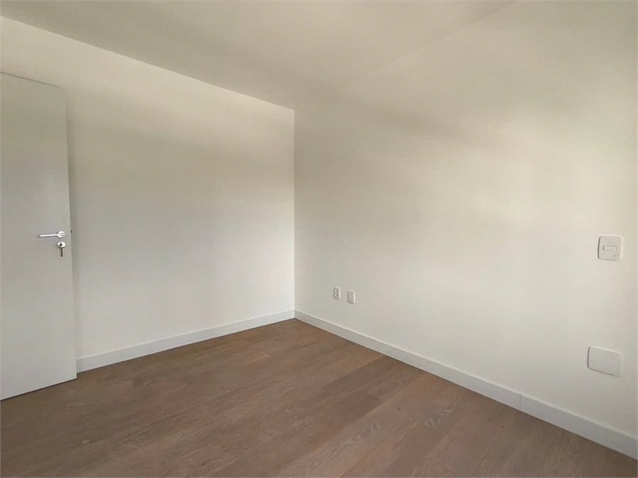 Apartamento à venda ou para alugar com 3 suítes em Água Branca, São Paulo, SP