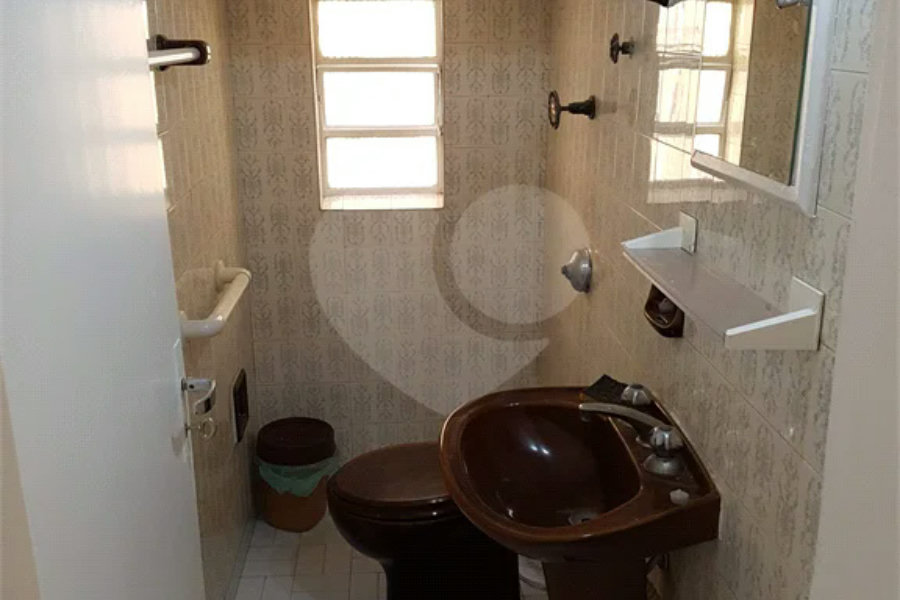 Sobrado à venda com 3 quartos, sendo 1 suíte, em Brooklin, São Paulo, SP