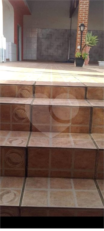 Sobrado à venda com 3 quartos, sendo 1 suíte,  em Parque Morumbi, Mogi das Cruzes, SP