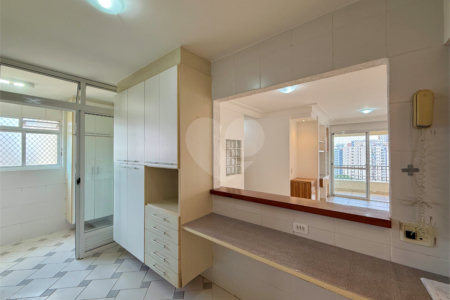 Apartamento à venda com 2 quartos, sendo 1 suíte, em Jardim Marajoara, São Paulo, SP