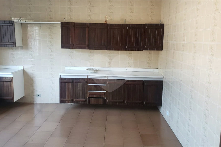 Sobrado à venda com 3 quartos, sendo 1 suíte, em Horto, São Paulo, SP