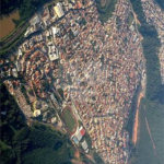 Casa à venda com 2 quartos, sendo 1 suíte, em Região Central, Caieiras, SP