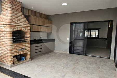 Casa à venda com 3 quartos, sendo 1 suíte, no condomínio Mantova, Indaiatuba - SP