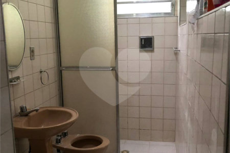 Sobrado à venda com 3 quartos em Jardim Humaitá, São Paulo, SP
