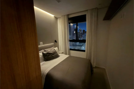 Apartamento à venda com 4 quartos, sendo 1 suíte,  em Cerqueira César, São Paulo, SP