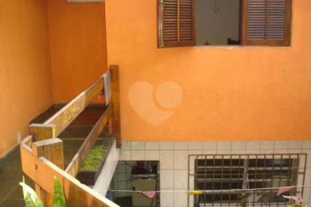 Casa à venda com 4 quartos, sendo 3 suítes,  em Jardim Bonfiglioli, São Paulo, SP
