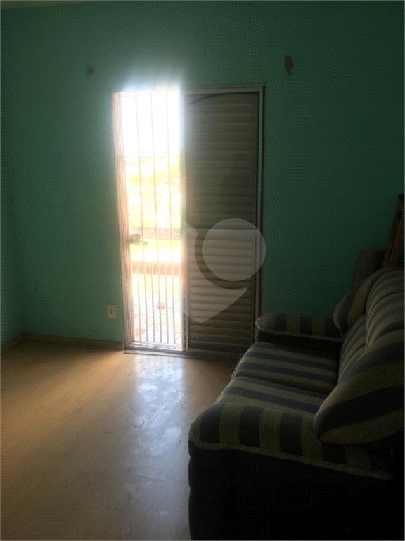 Casa à venda com 3 quartos em Vila Pirajussara, São Paulo, SP