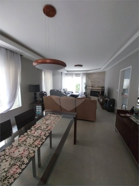 Casa à venda com 4 suítes no condomínio Real Park - Vila Oliveira, Mogi das Cruzes - SP