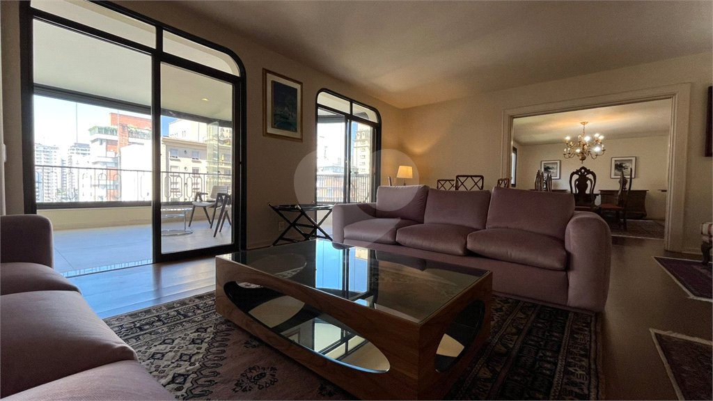 Apartamento à venda com 4 quartos, sendo 3 suítes, em Itaim Bibi, São Paulo, SP