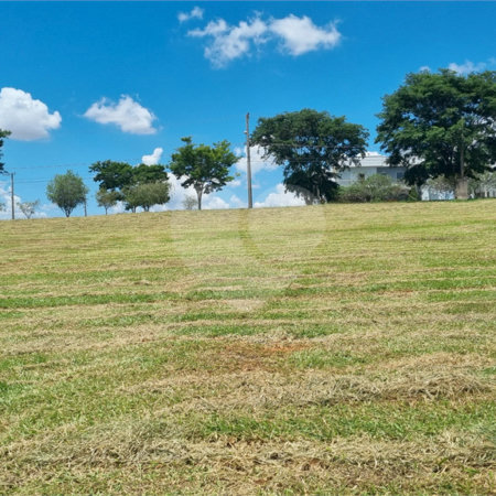 Terreno à venda no condomínio Village Saint Charbel, Araçoiaba da Serra - SP