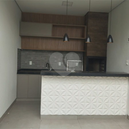 Casa para alugar com 3 quartos, sendo 1 suíte, no condomínio Residencial Reserva do Campo, Araraquara - SP