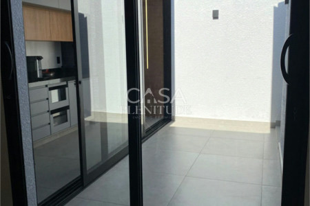 Casa em condomínio à venda com 2 quartos, sendo 1 suíte,  em Conjunto Habitacional Júlio de Mesquita Filho, Sorocaba, SP