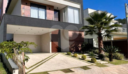Casa à venda com 3 suítes no condomínio Bella Città - Fazenda Rodeio, Mogi das Cruzes - SP