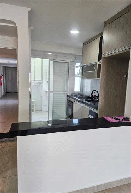 Apartamento de 82,6 m² no Baeta Neves, com 3 dormitórios, 1 suíte, 2 vagas, varanda gourmet com churrasqueira, planejados, ar-condicionado e lazer completo.