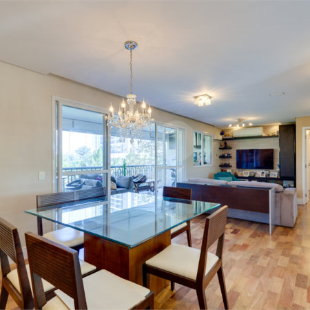 Apartamento para alugar com 3 quartos, sendo 1 suíte, em Alto da Boa Vista, São Paulo, SP