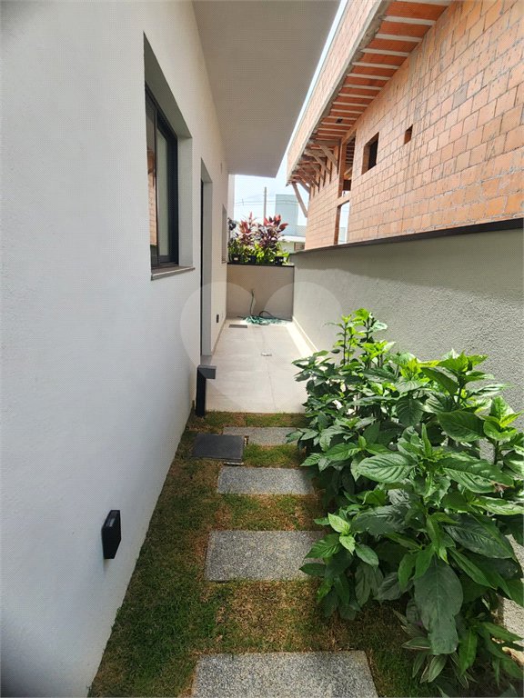 Casa à venda com 3 suítes no condomínio Terras de São Francisco, Vinhedo - SP