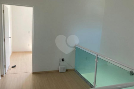 Sobrado à venda com 3 quartos, sendo 1 suíte, em Jardim Nathalie, Mogi das Cruzes, SP