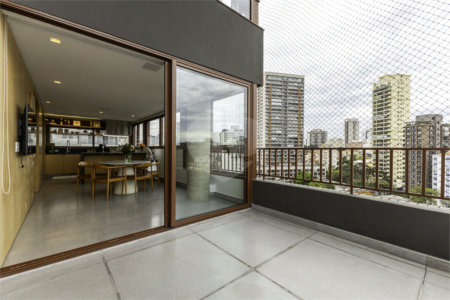 Apartamento à venda com 3 suítes em Jardim das Bandeiras, São Paulo, SP