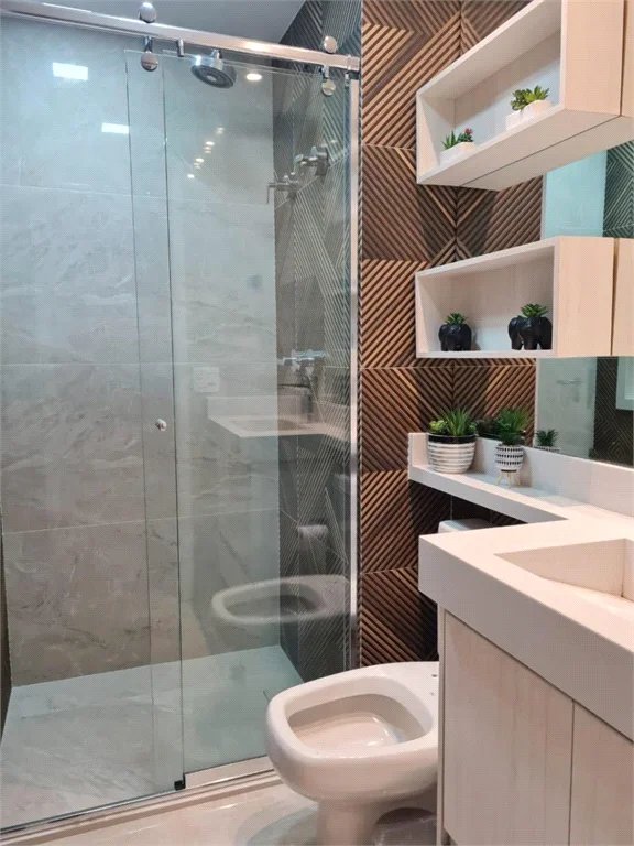 Apartamento à venda com 3 quartos, sendo 1 suíte, em Vila Anastácio, São Paulo, SP