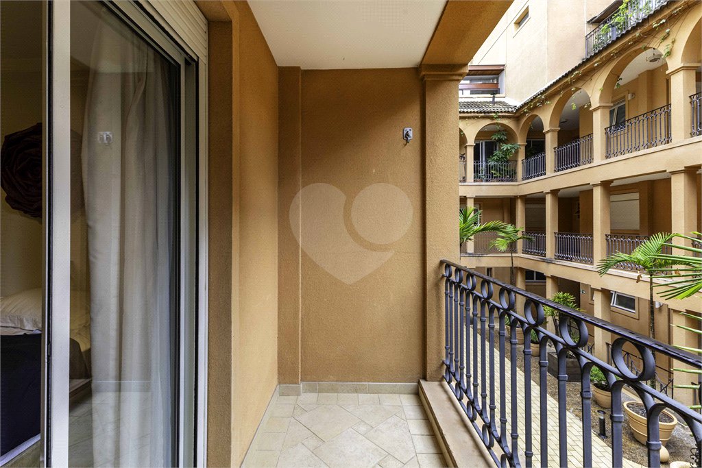 Duplex para alugar com 4 quartos, sendo 3 suítes, em Alto de Pinheiros, São Paulo, SP