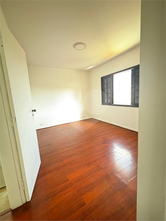 Sobrado à venda com 3 quartos, sendo 1 suíte, em Lauzane Paulista, São Paulo, SP