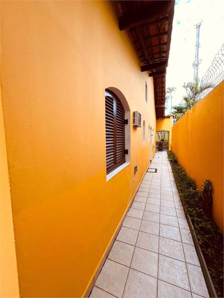 Casa com 6 dormitórios à venda, 300 m² por R$ 680.000,00 - Balneário Cidade Atlântica - Guarujá/SP