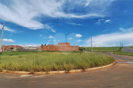 Terreno à venda no condomínio Residencial Santa Cristina, Sorocaba - SP